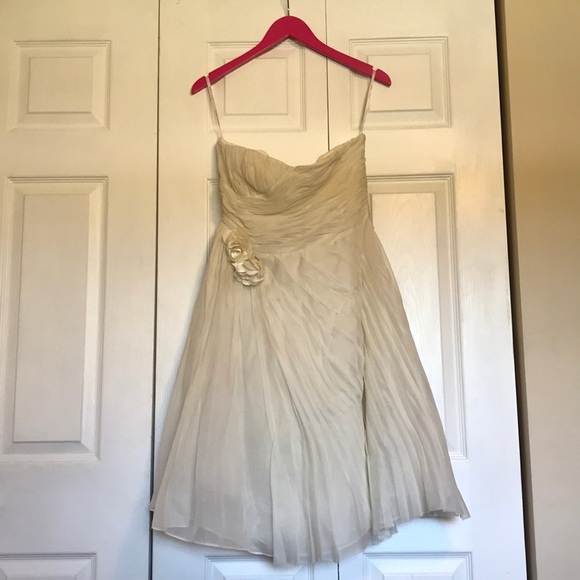 Betsey Johnson Cream Dress Size 6 - Picture 2 of 8